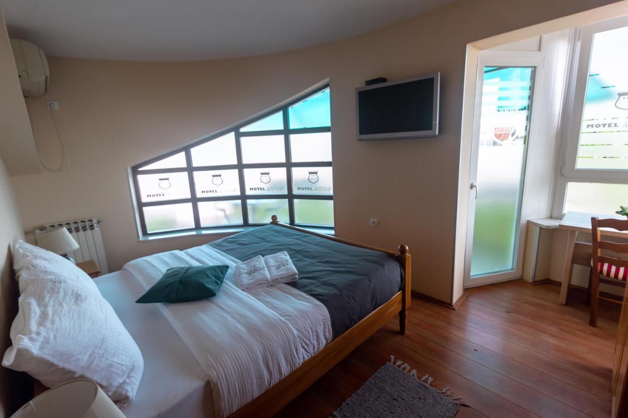 Motel Atos Laktasi Ngoại thất bức ảnh