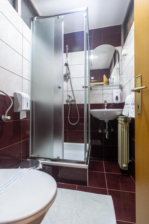 Motel Atos Laktasi Ngoại thất bức ảnh